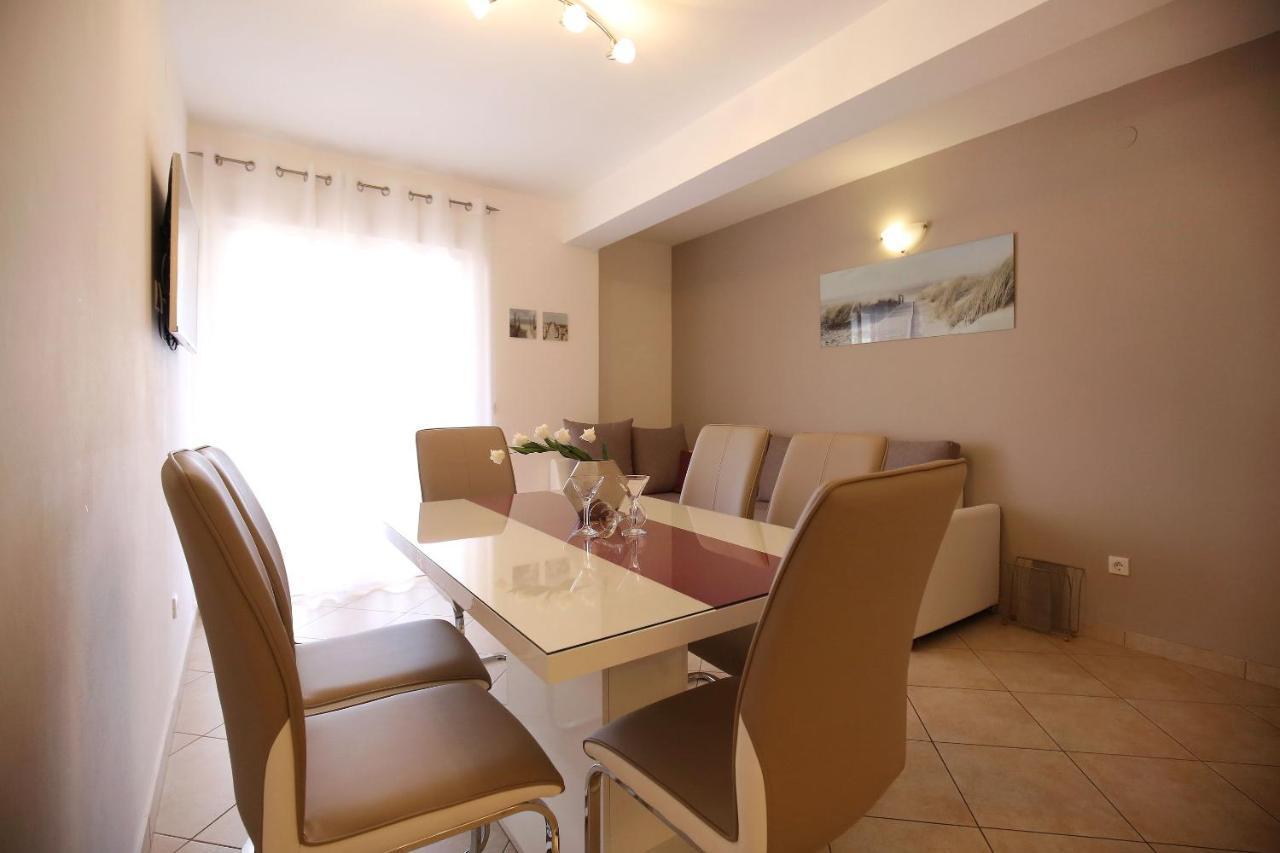 Apartments Tony Биоград-на-Мору Экстерьер фото