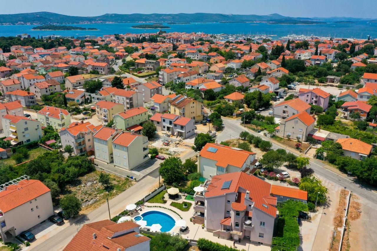 Apartments Tony Биоград-на-Мору Экстерьер фото