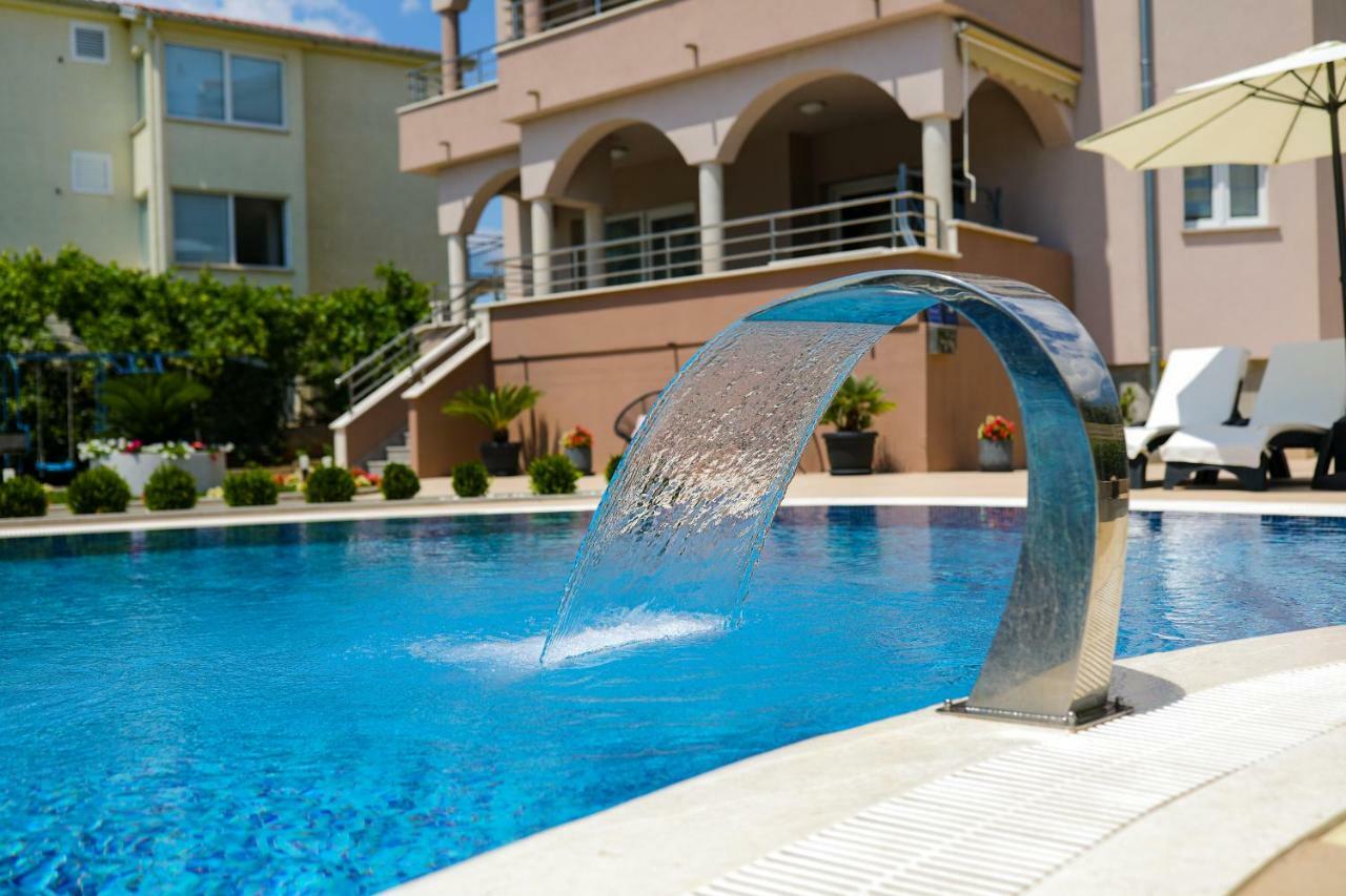 Apartments Tony Биоград-на-Мору Экстерьер фото